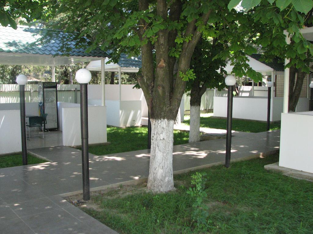 Art Hotel Izmail Exterior photo