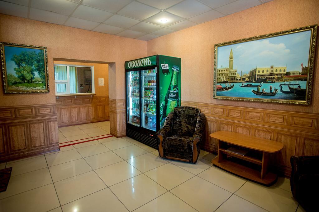 Art Hotel Izmail Exterior photo
