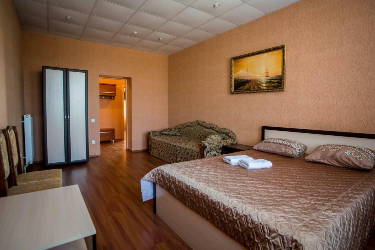 Art Hotel Izmail Exterior photo